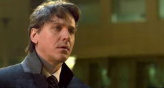 кадры из сериала Жить дальше